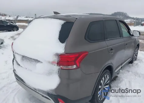 2020 Mitsubishi Outlander Es 2.4 z USA, uszkodzony, nr VIN JA4AD2A31LZ033239